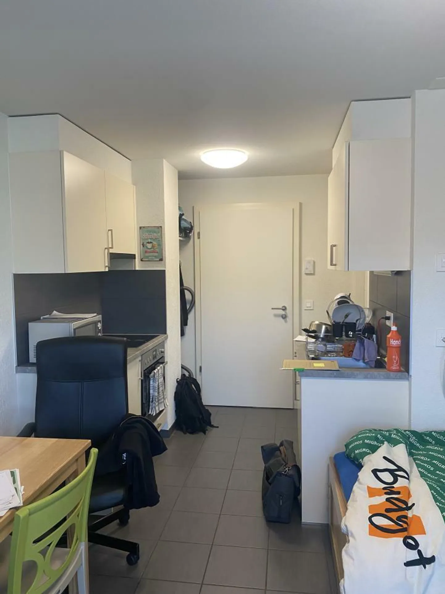 Furnished studio, close to the Technical School - Photo 2 of 4