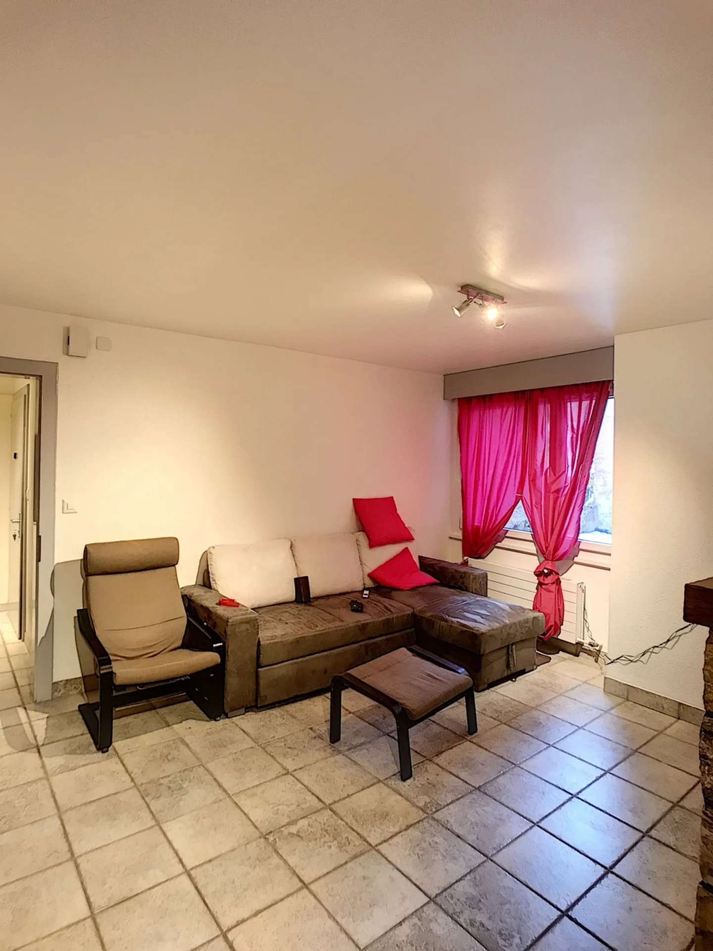 Immeuble de rendement à Joux - Photo 4 sur 13