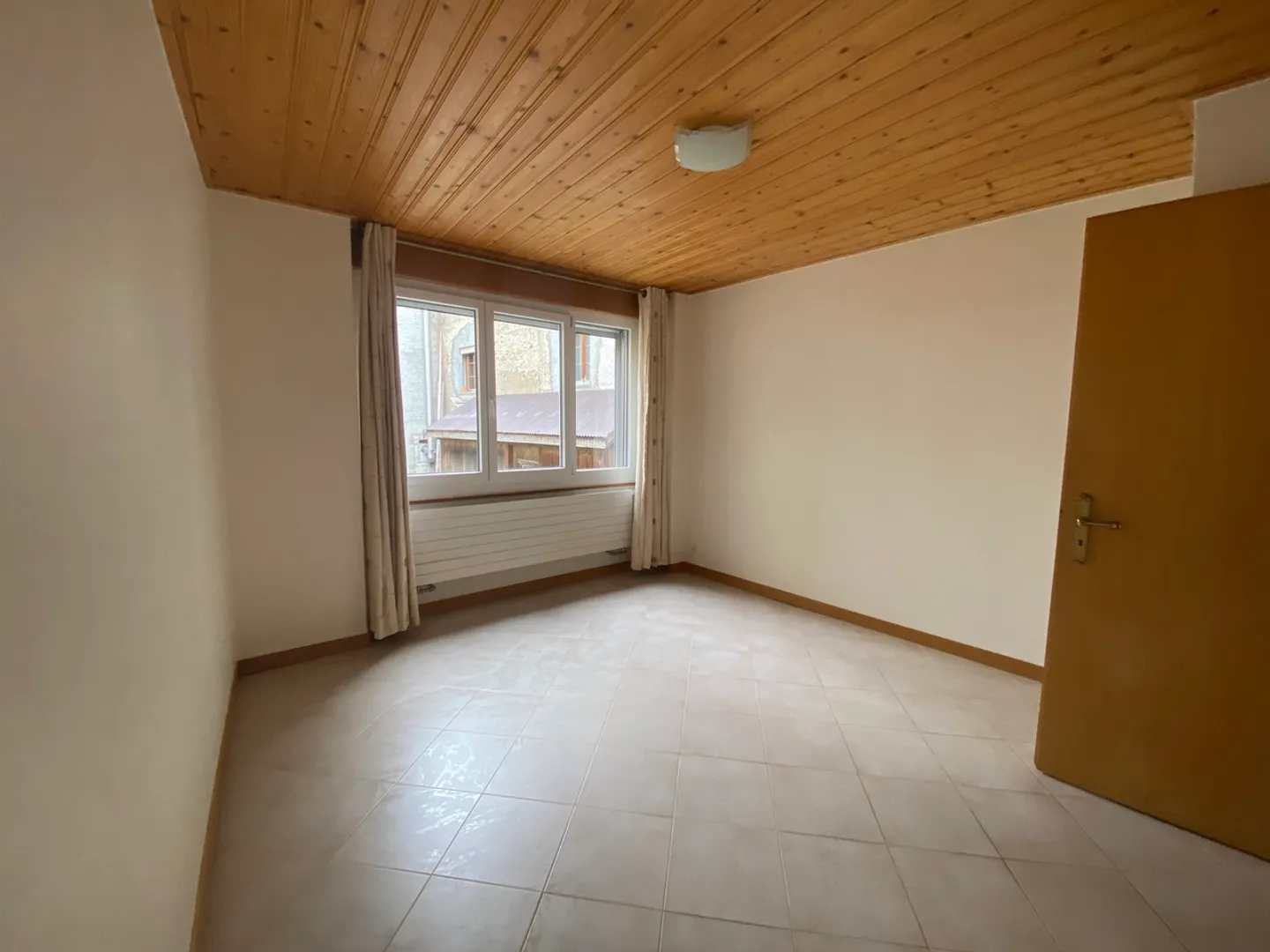 Immeuble de rendement à Joux - Photo 8 sur 13