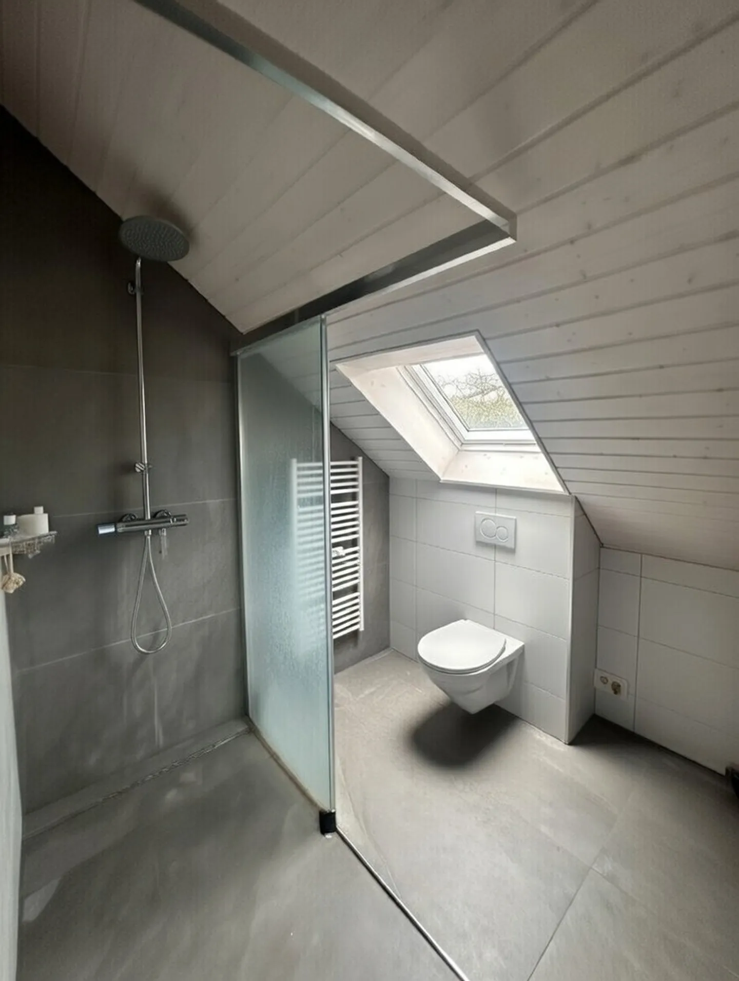 Bell'appartamento mansardato, con fascino - Foto 2 di 7