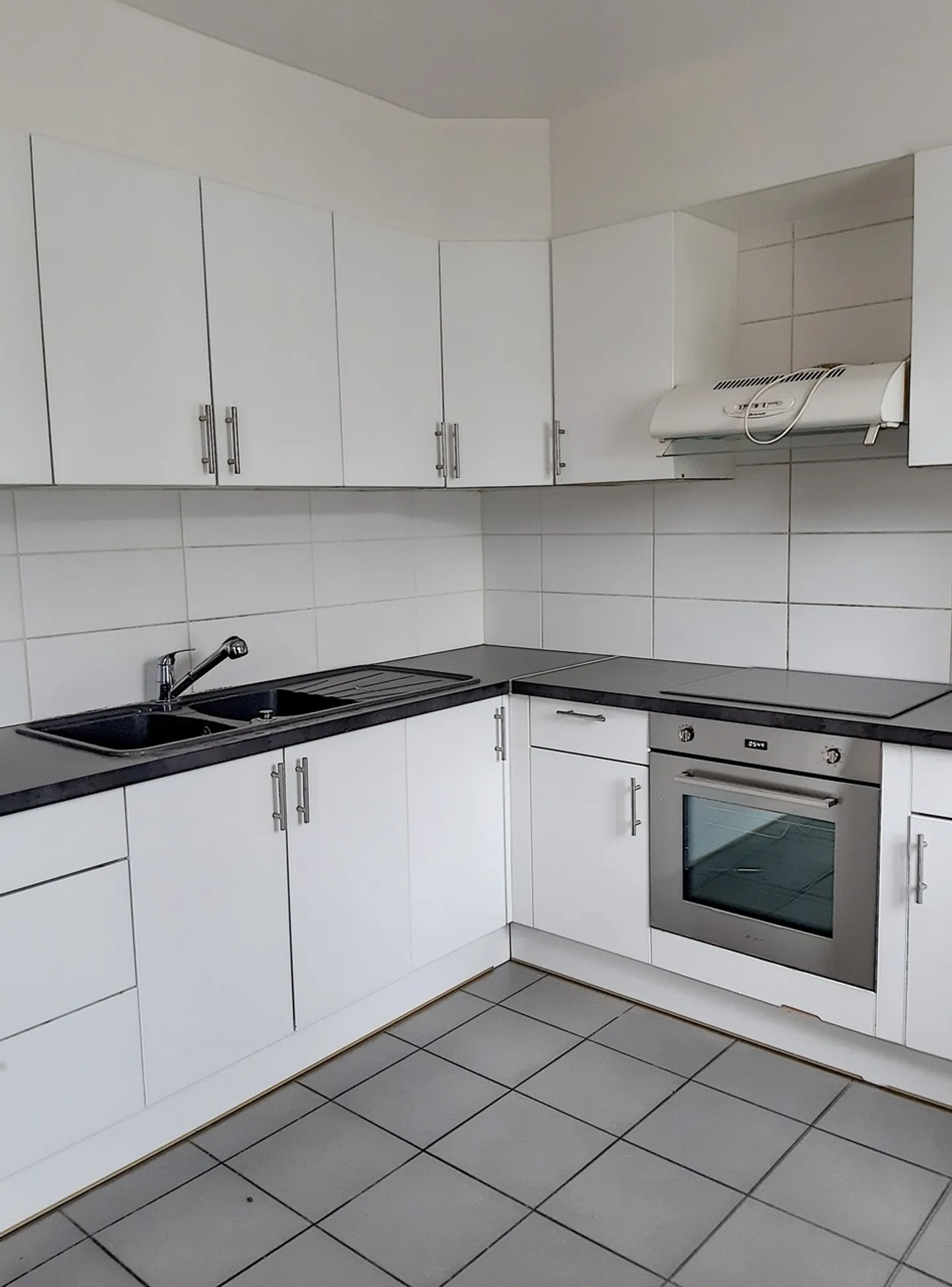 Bright apartment for rent in Le Sentier. - Photo 2 of 7