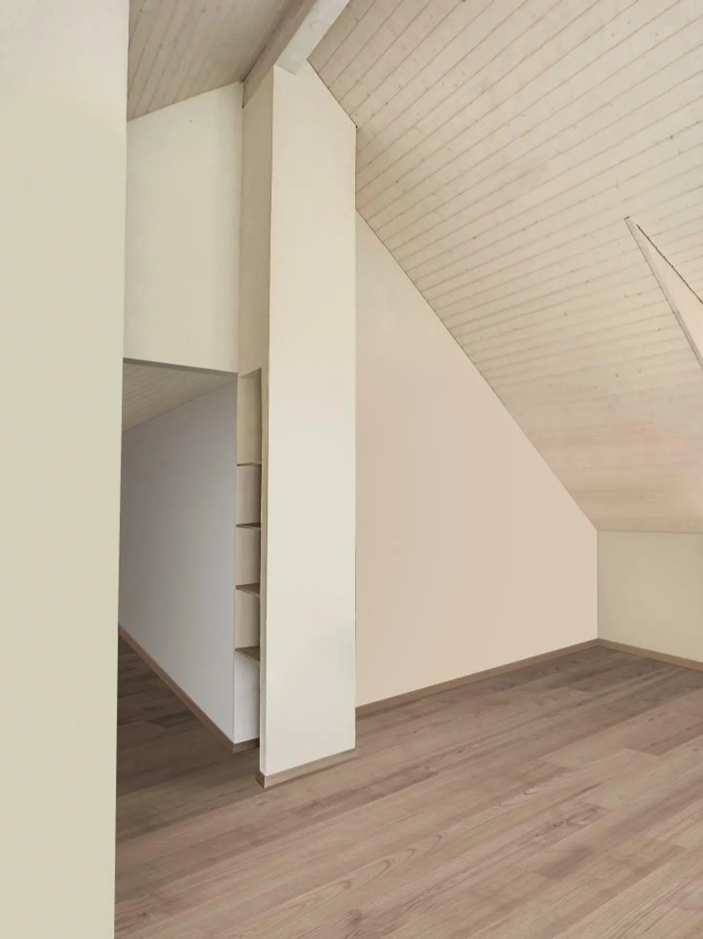 Superbe appartement sous toit avec balcon et couvert à voiture - Photo 13 sur 13
