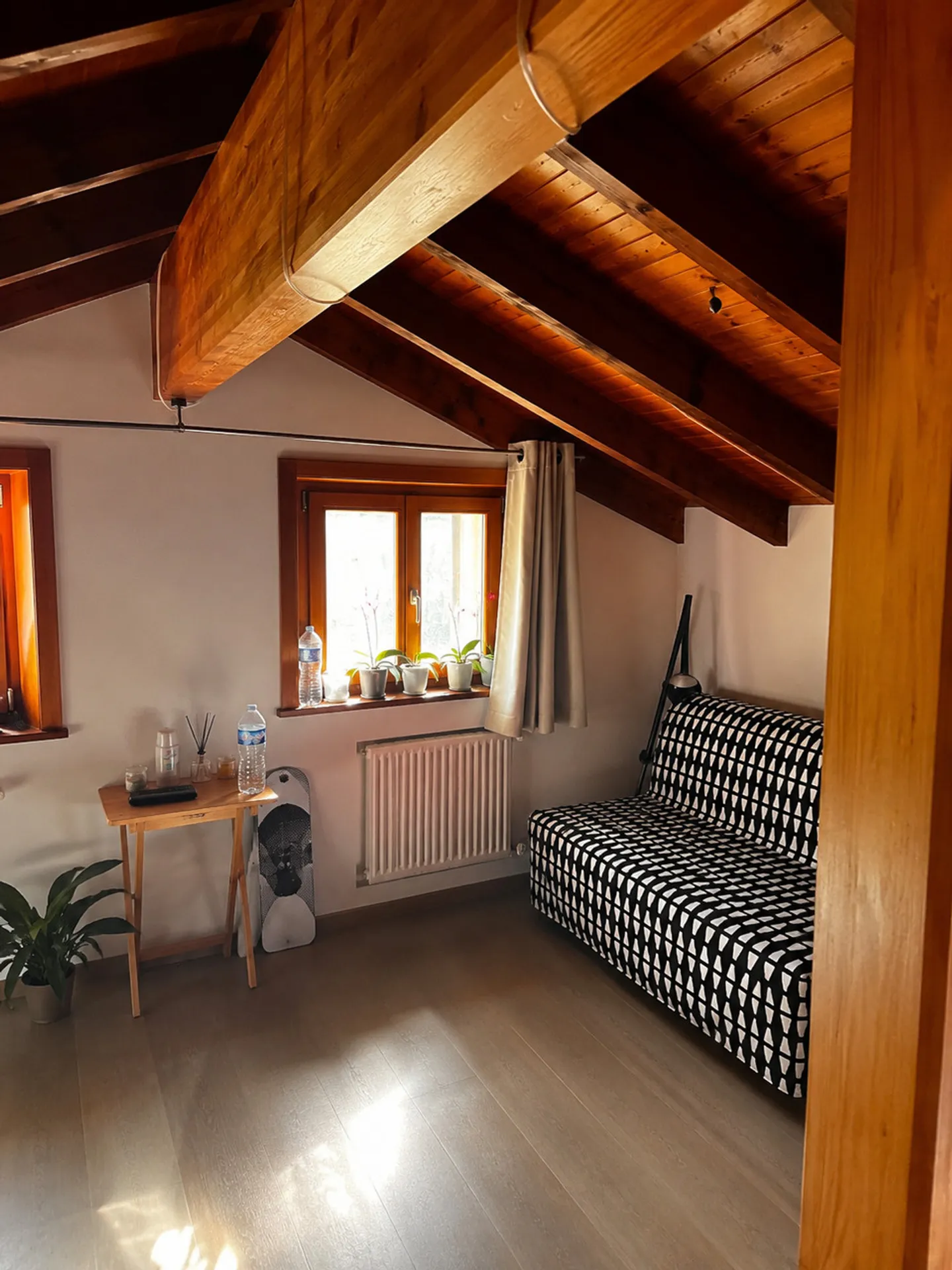 Geräumiges und möbliertes Studio zur Miete in Brassus. - Foto 5 von 10