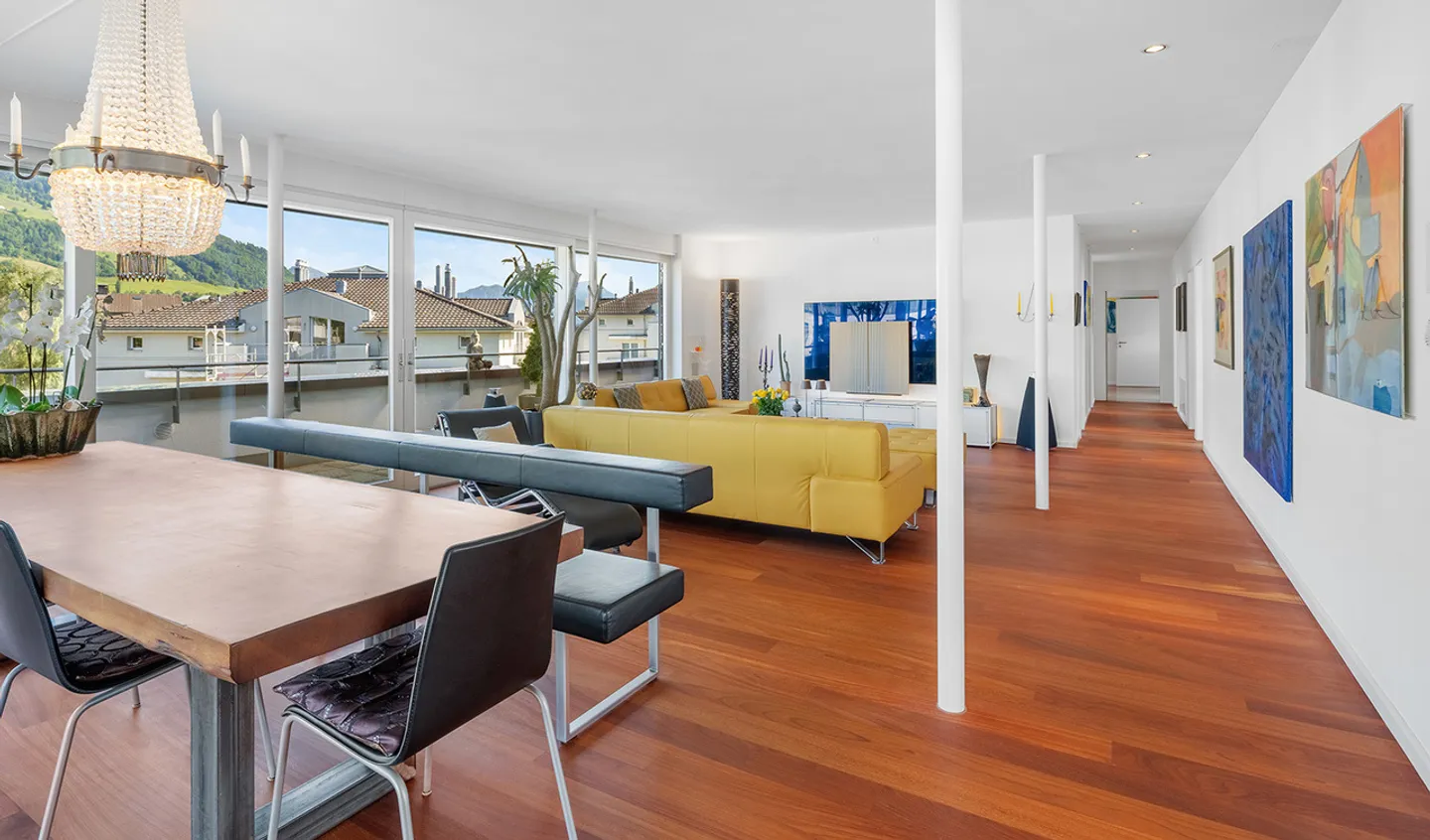 Penthouse above the rooftops of Küssnacht - urban living location with Rigi view - Photo 6 of 13