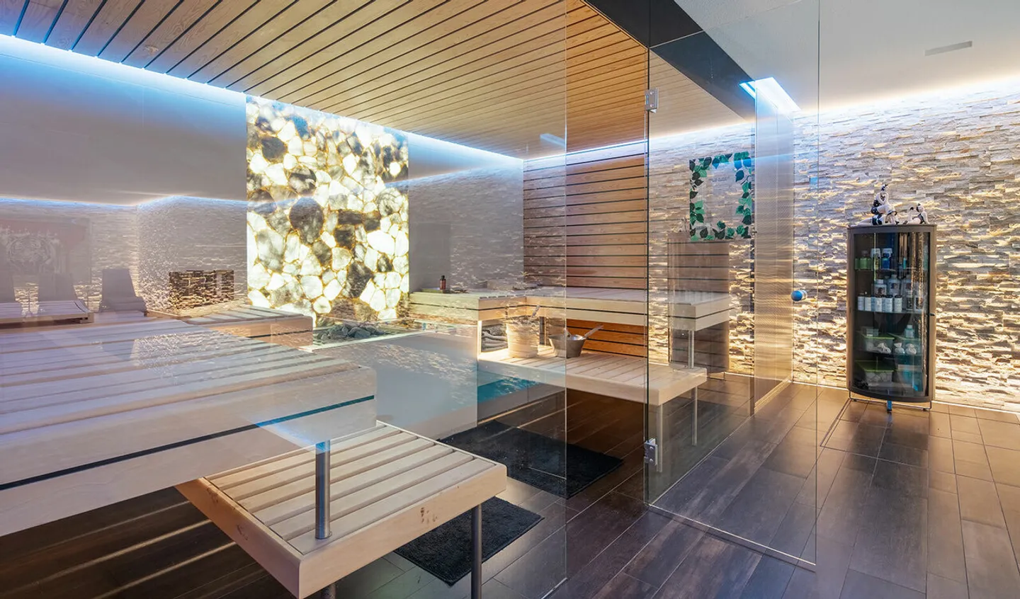 Luxusvilla mit Spa und Seeblick - Foto 9 von 13