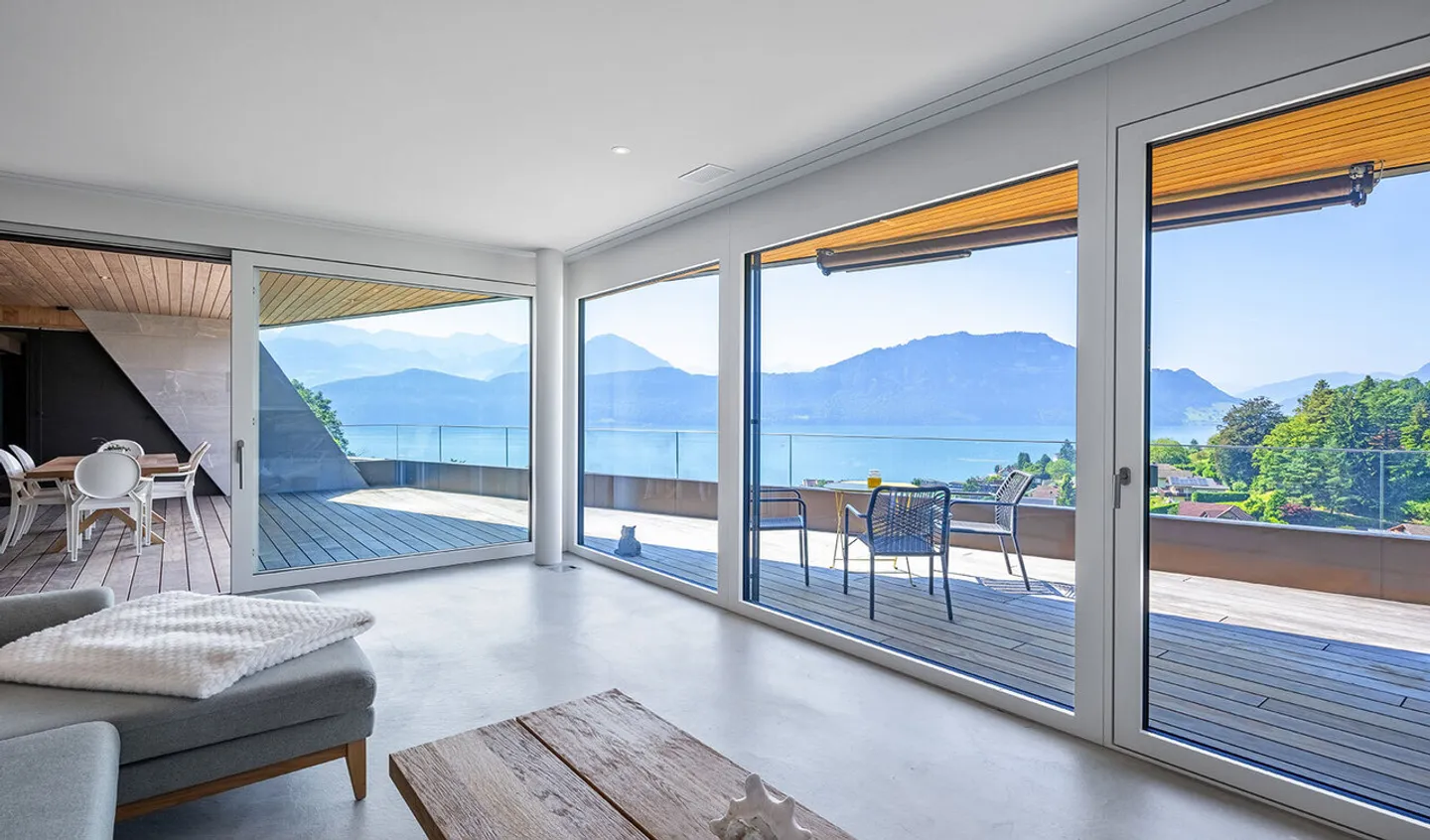 Luxuriöse Attika mit atemberaubendem Blick - Foto 7 von 13