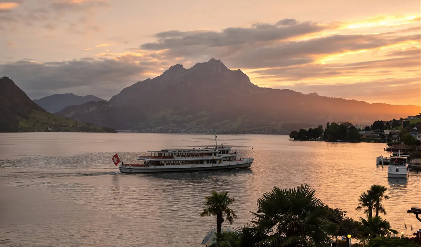 Luxuriöse Attika mit atemberaubendem Blick - Foto 13 von 13