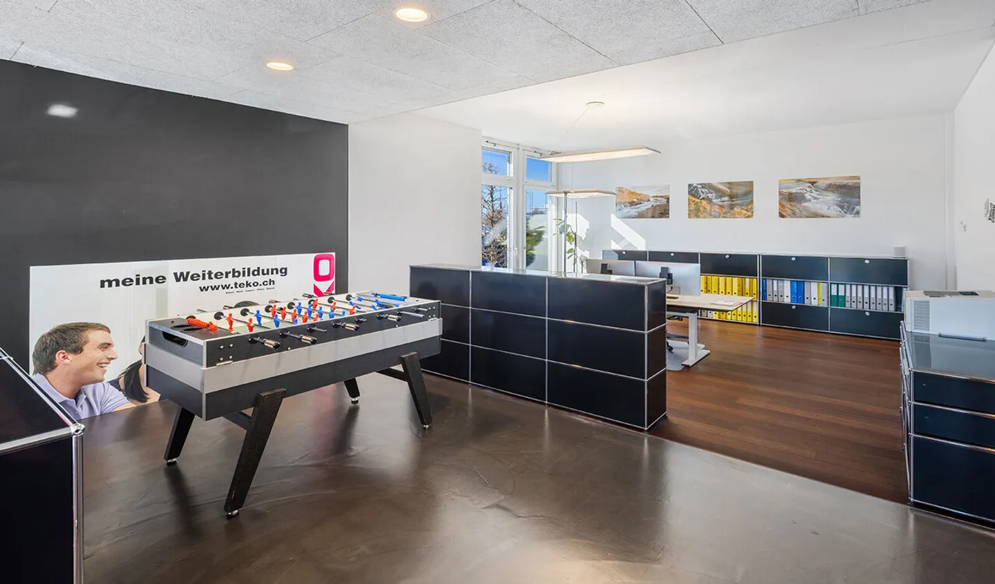 Moderne Officefläche in Zug - Foto 4 von 8