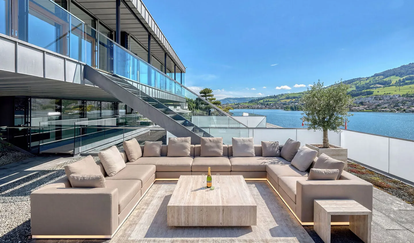 Villa avec accès direct au lac - Photo 1 sur 8