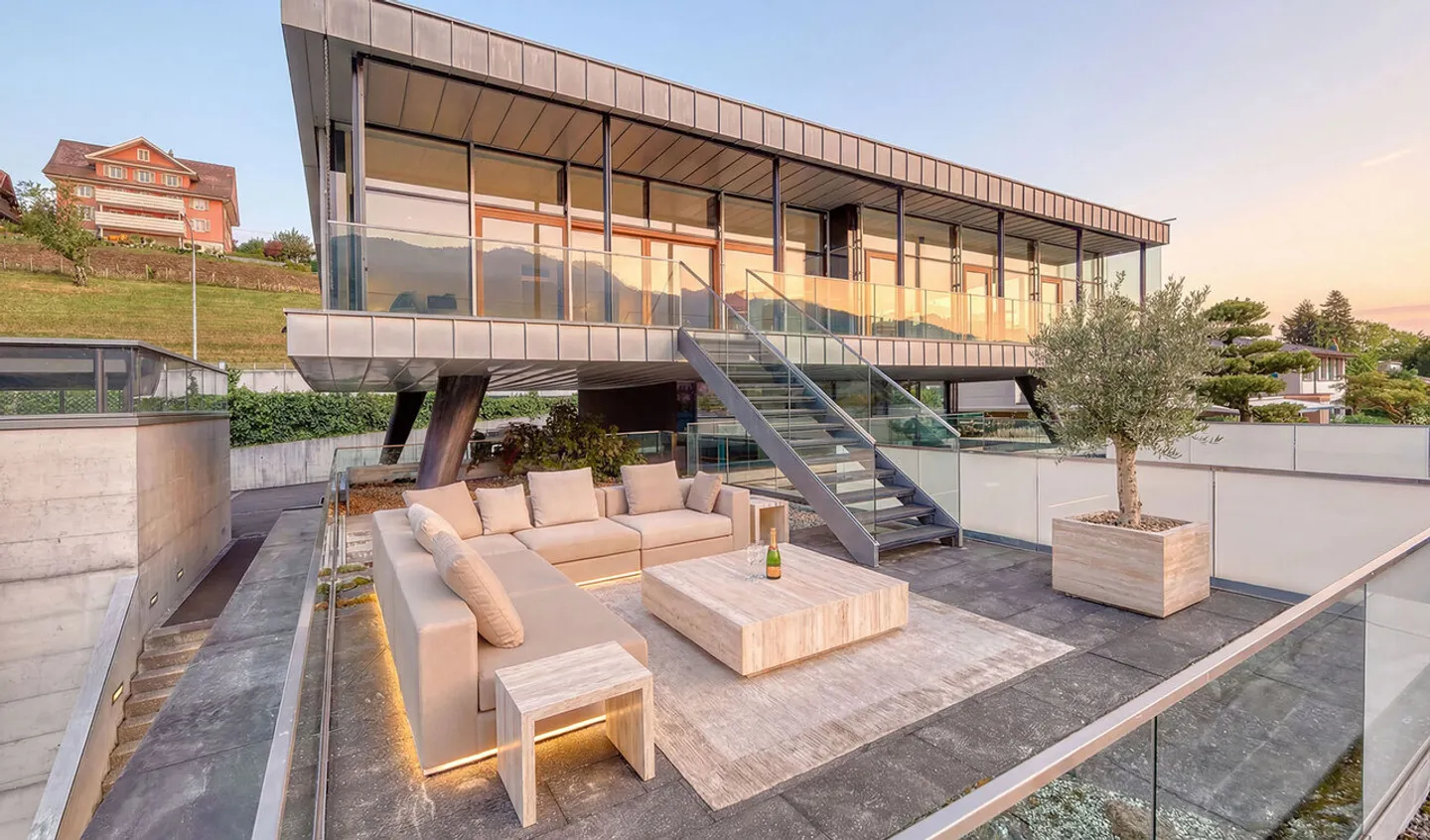 Villa avec accès direct au lac - Photo 3 sur 8