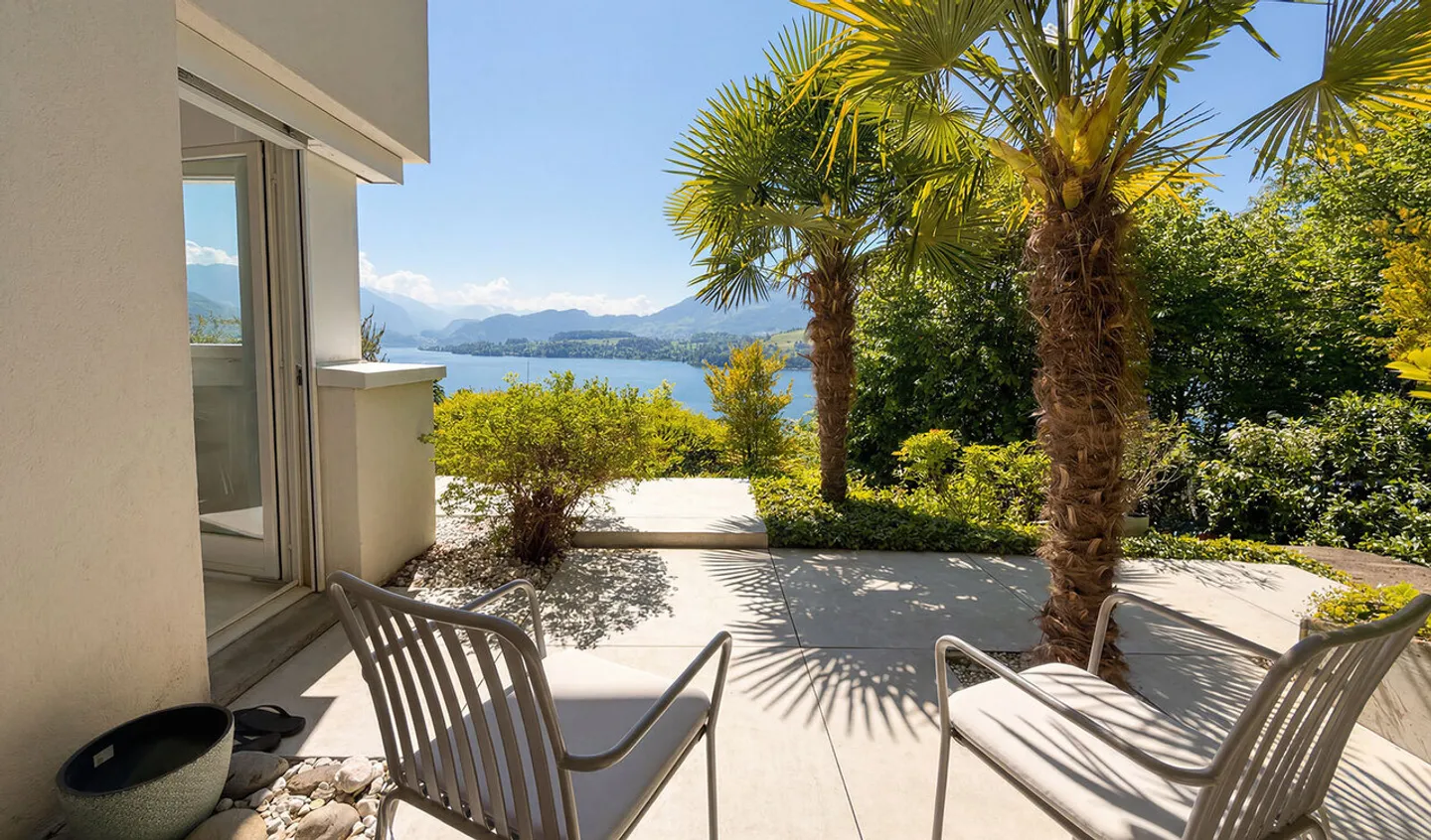 Studio unico con vista sul Pilatus e sul lago - Foto 9 di 10