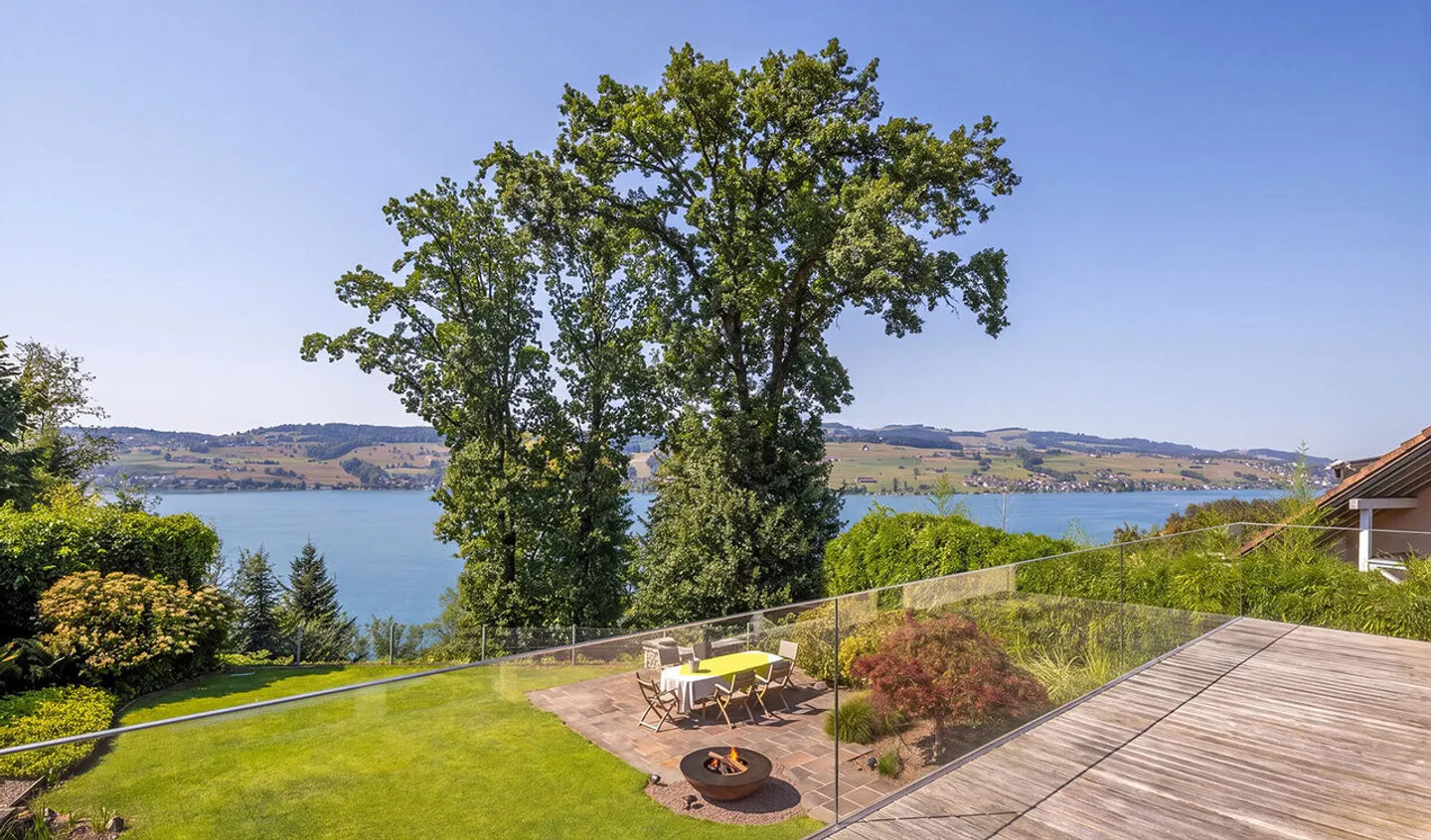 Lakeview Living - Living with Unobstructed Views - Photo 7 of 9