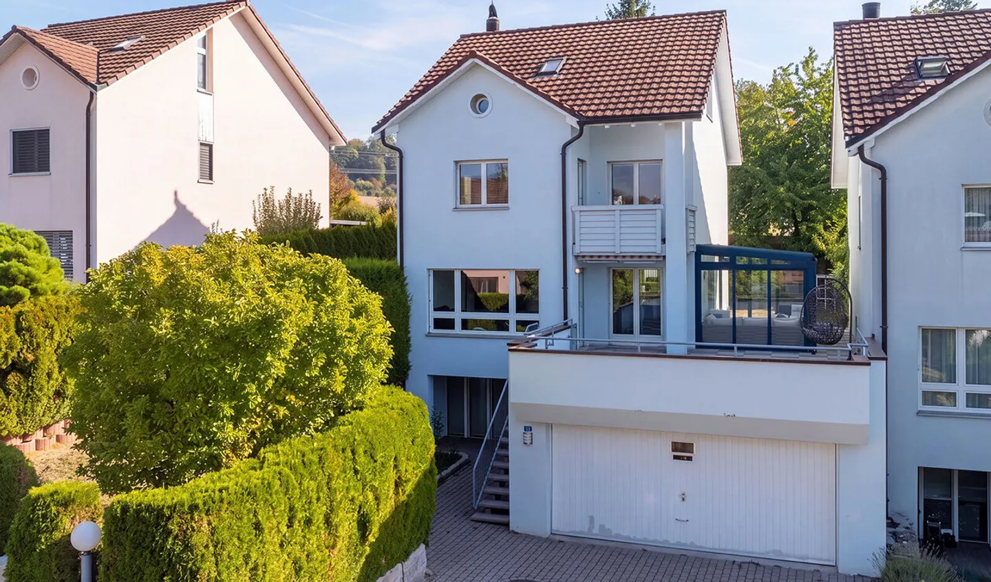 Ein eigenes Haus. Tausend gemeinsame Pläne. - Photo 8 of 9