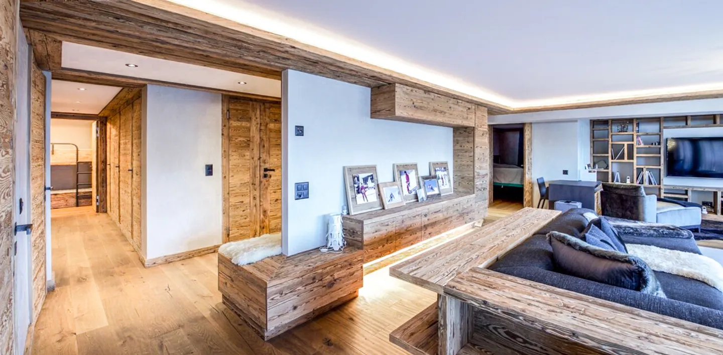 Verbier - wunderschöne 5,5 Zimmer von über 222 m2 in Renovierung - Foto 2 von 7