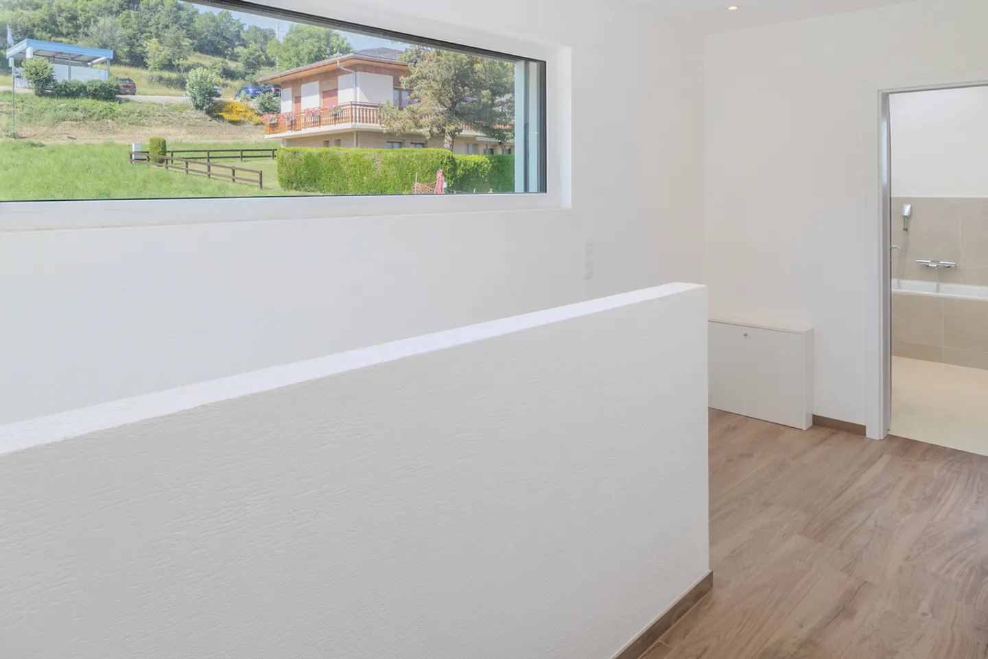 Moderne Architektur, natürliches Licht und außergewöhnlicher Blick - Foto 7 von 13