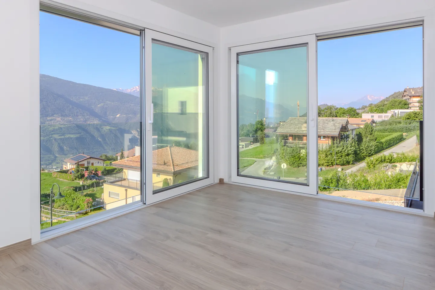 Moderne Architektur, natürliches Licht und außergewöhnlicher Blick - Foto 6 von 13
