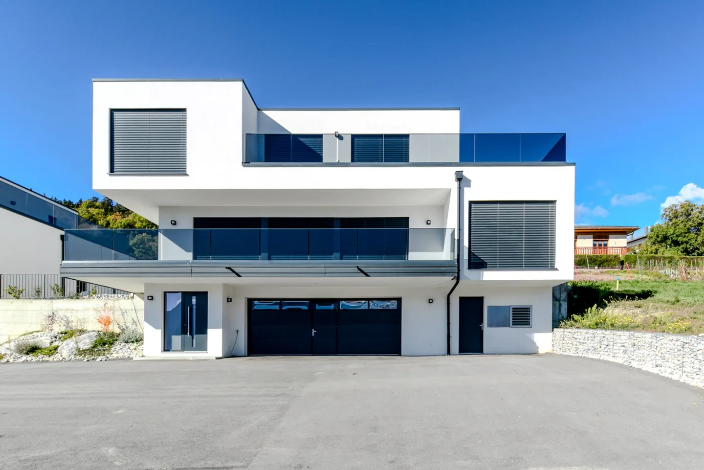 Moderne Architektur, natürliches Licht und außergewöhnlicher Blick - Foto 1 von 13