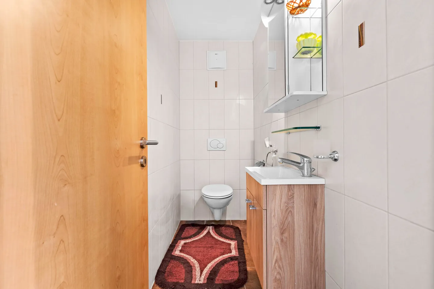 Bright 3.5 rooms with 2 parking spaces, wine cellar - Martigny center - Photo 8 of 13