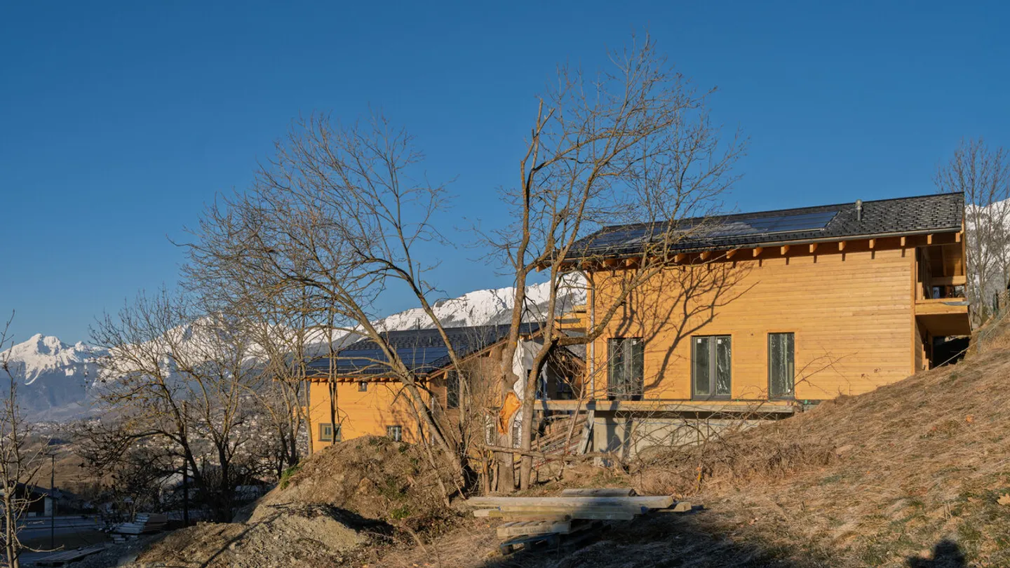 New chalet in Lens - 4 bedrooms, mountain view and fitness - Photo 2 of 10