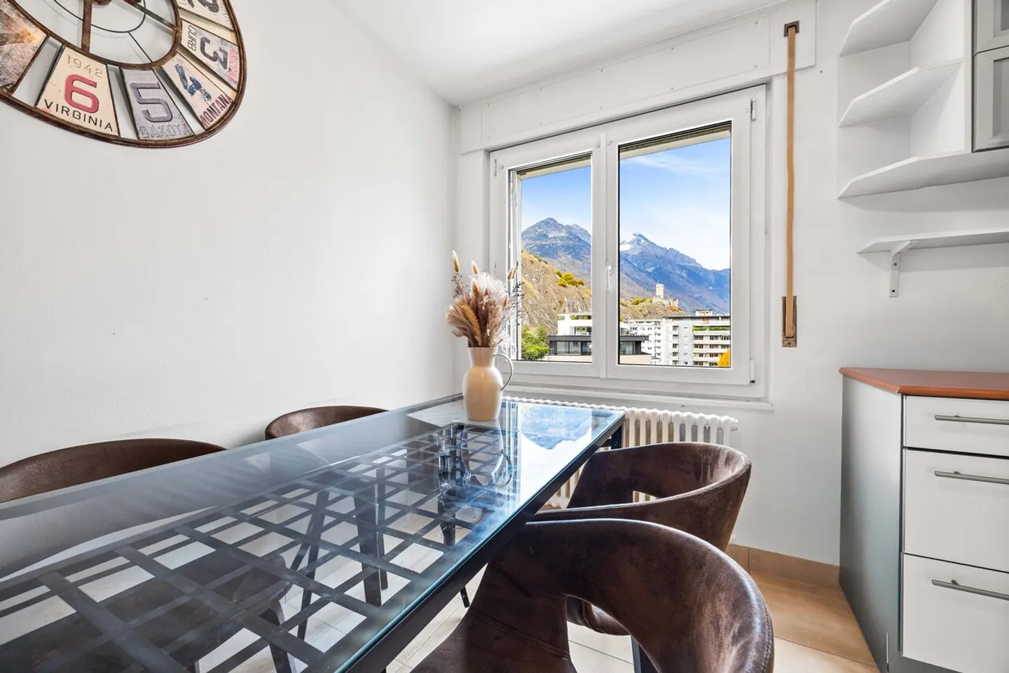 3.5 Room Apartment - Unobstructed View and by the Dranse - Photo 5 of 13