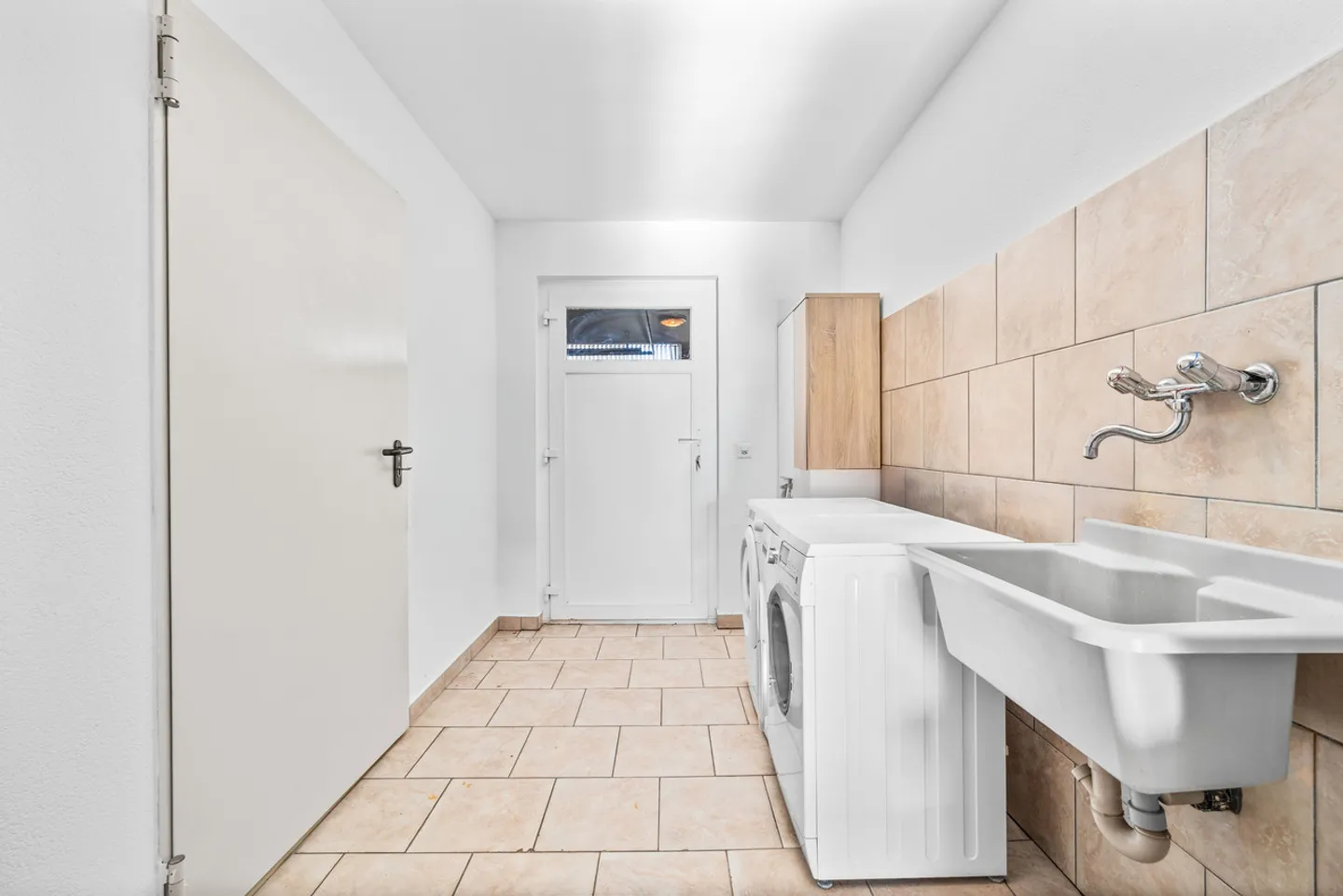 Saillon - villa on a plot of 1,153 m² with building land! - Photo 4 of 13