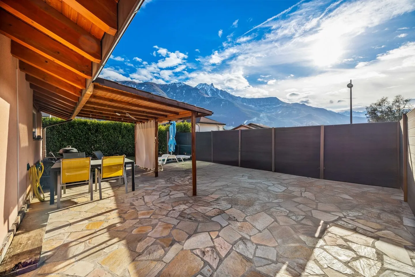 Saillon - villa on a plot of 1,153 m² with building land! - Photo 11 of 13