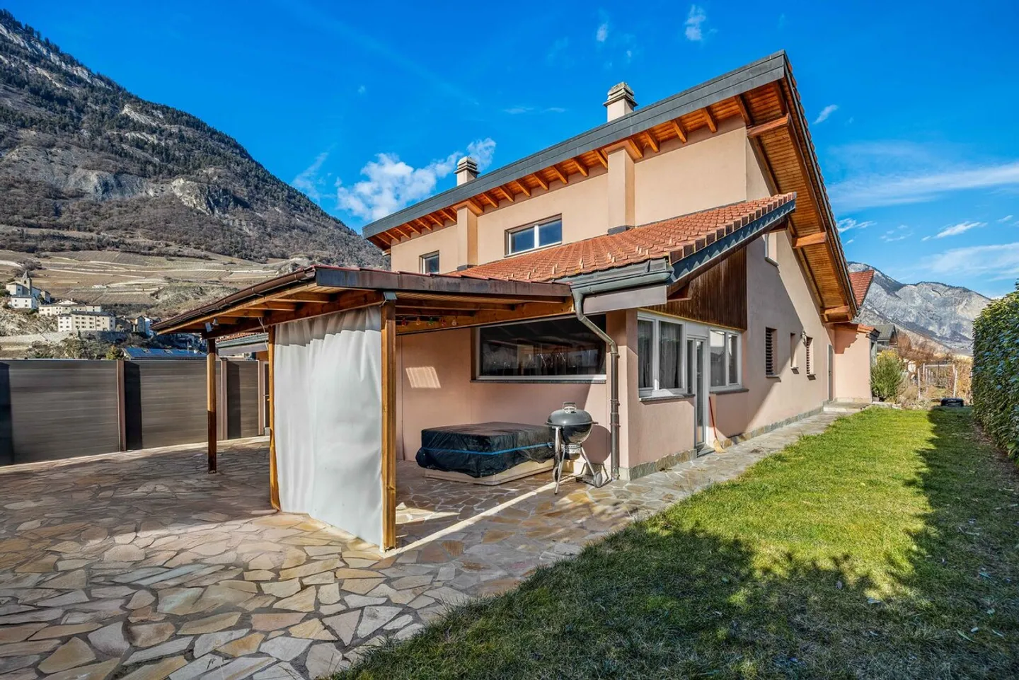 Saillon - villa on a plot of 1,153 m² with building land! - Photo 13 of 13