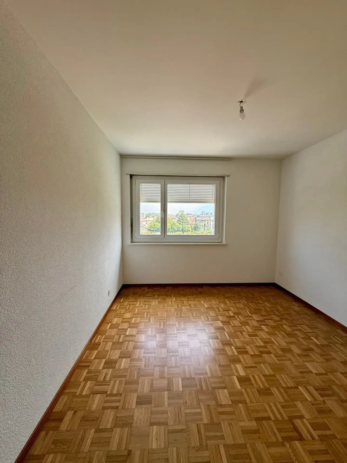 Ampio appartamento luminoso nel centro di Martigny - Foto 6 di 13