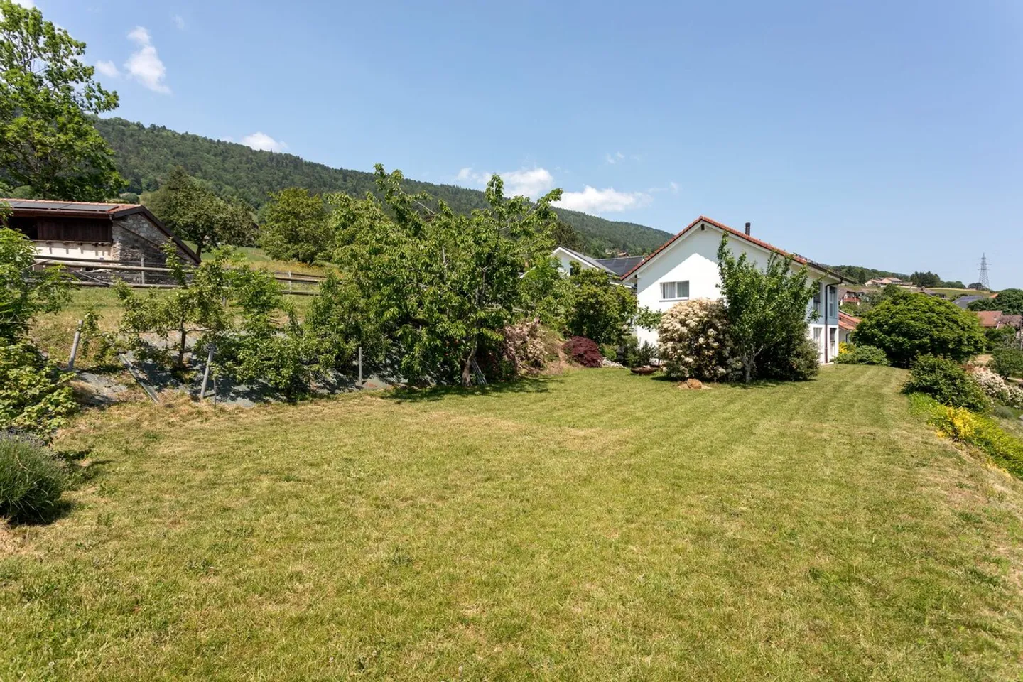 Exclusivité - Villa individuelle à Villars-Burquin avec vue Lac - Photo 12 sur 13