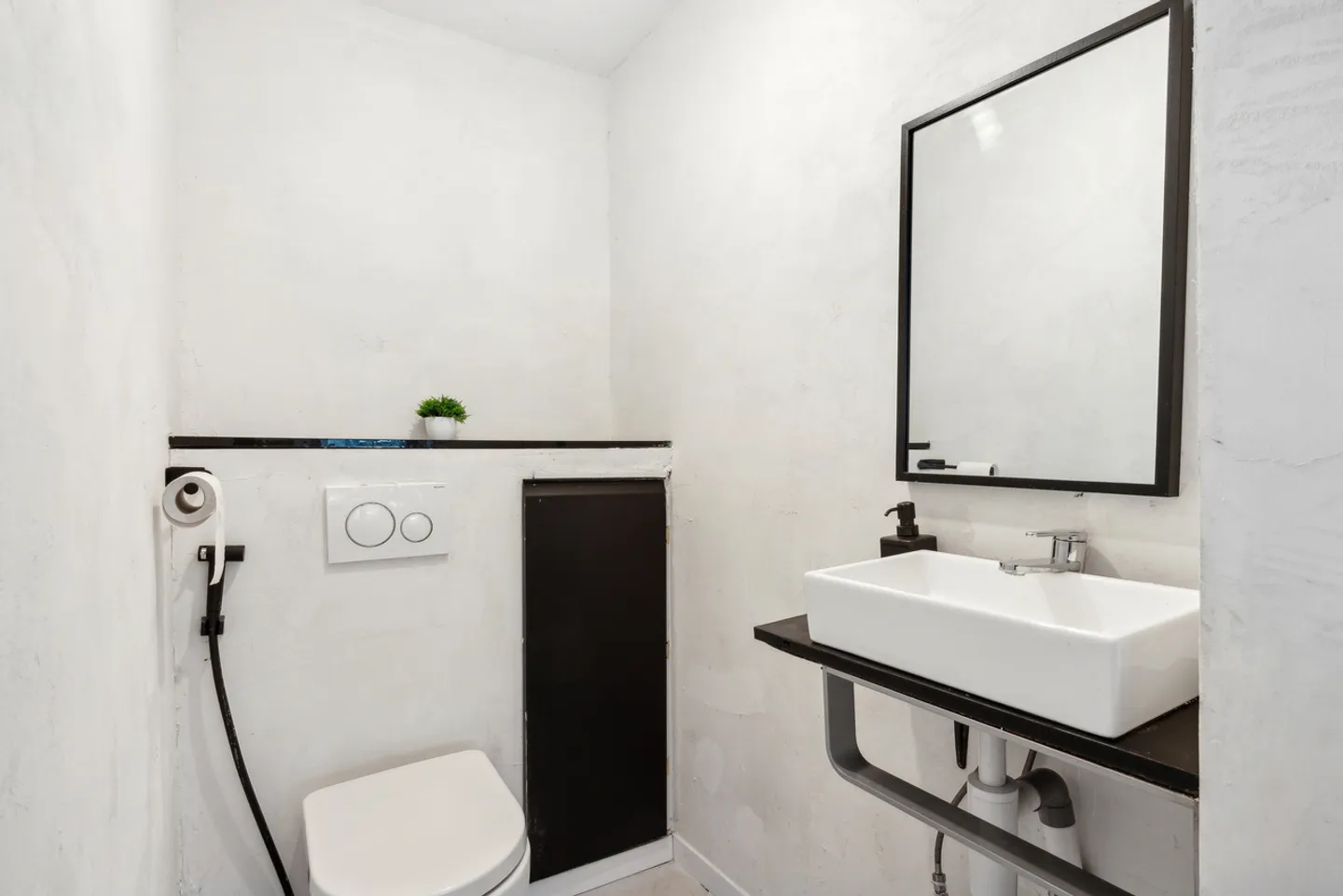 Einfamilienhaus mit 1200 m² Grundstück! - Foto 12 von 13
