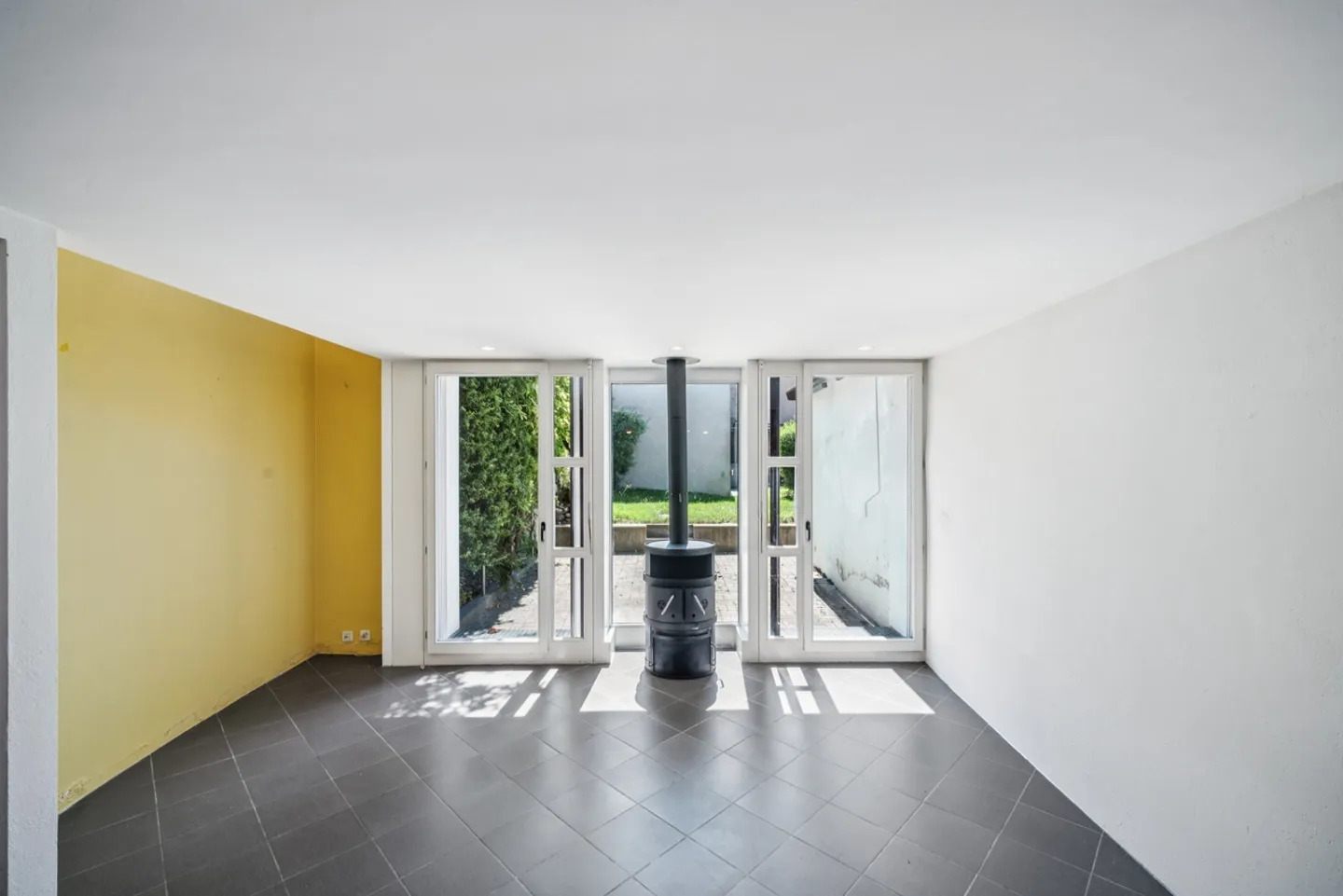 Dorfhaus 5,5 Zimmer mit Terrasse und Garten - in der Nähe des Bahnhofs - Foto 2 von 13