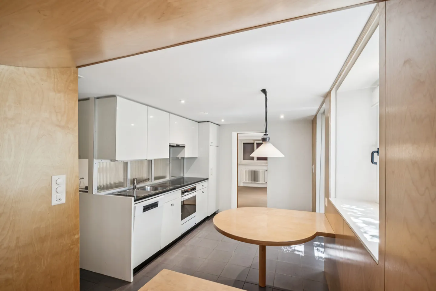 Dorfhaus 5,5 Zimmer mit Terrasse und Garten - in der Nähe des Bahnhofs - Foto 1 von 13