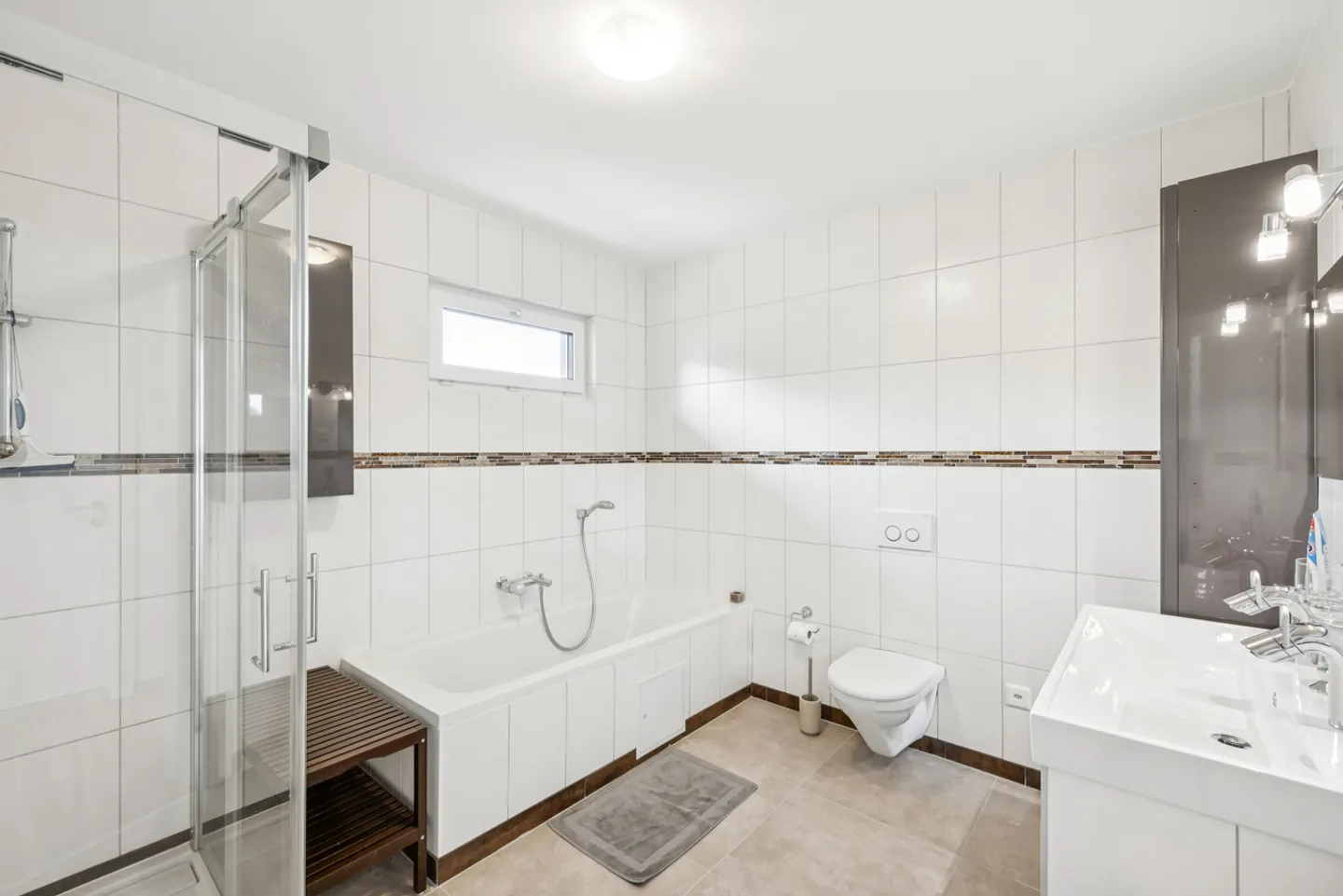 Maison individuelle Minergie AAA lumineuse avec vue dégagée - Photo 9 sur 13