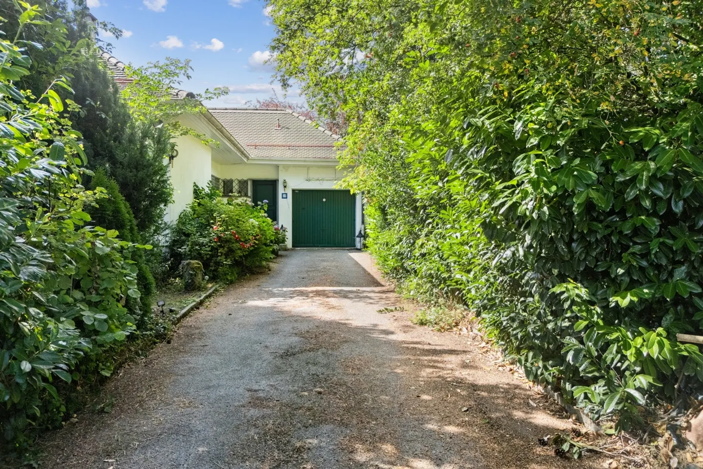 Casa indipendente in zona residenziale ricercata - Foto 2 di 12