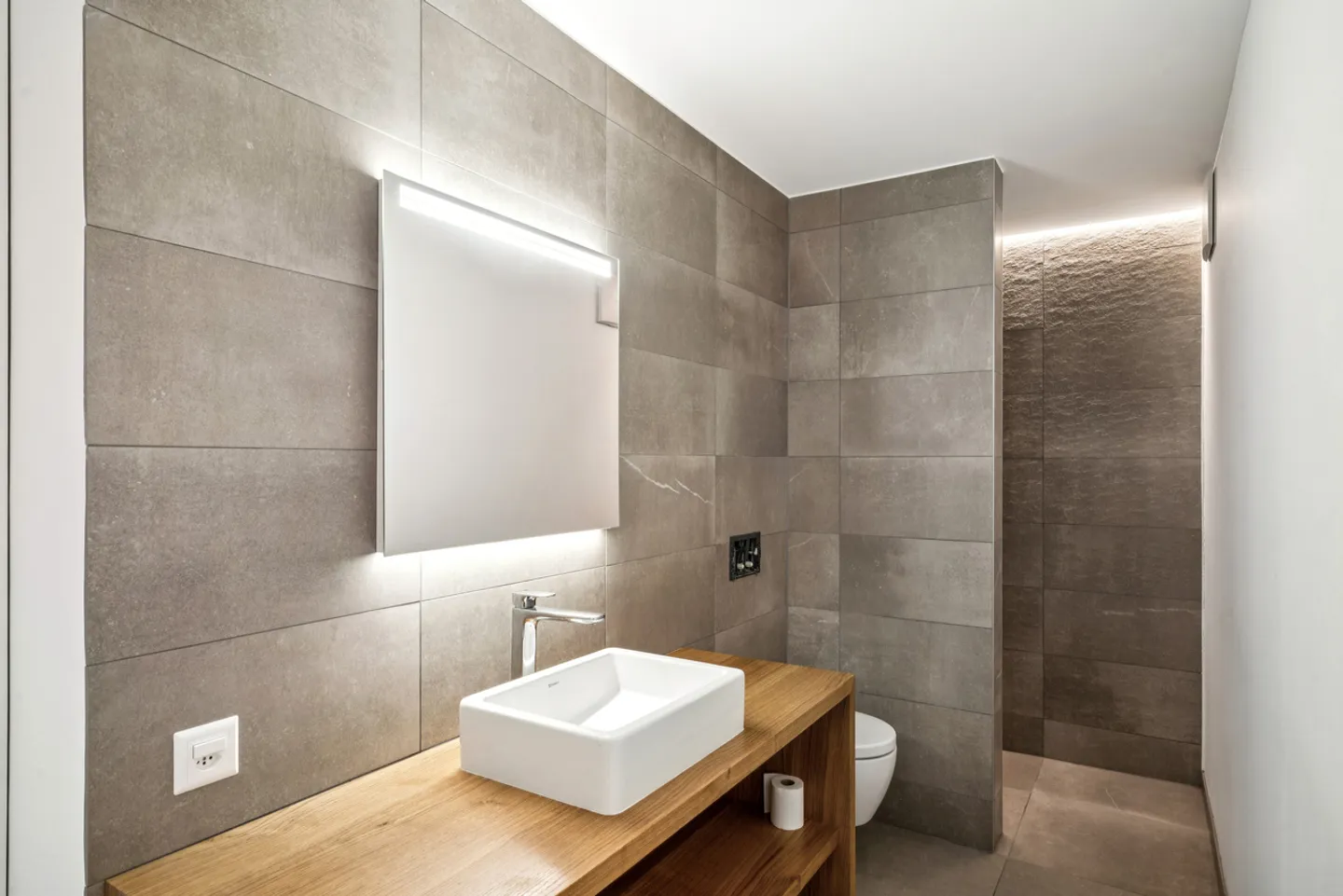 House with garden - two independent apartments - Photo 8 of 13