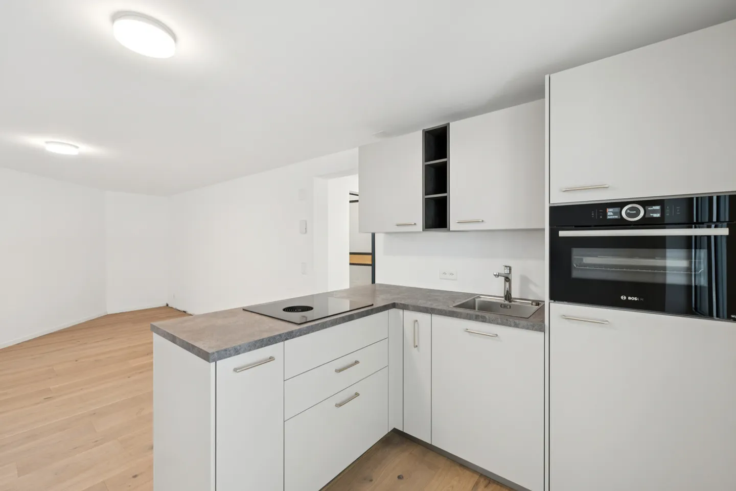 Nuovo studio a Valeyres-sous-Montagny, con posto auto esterno - Foto 2 di 9