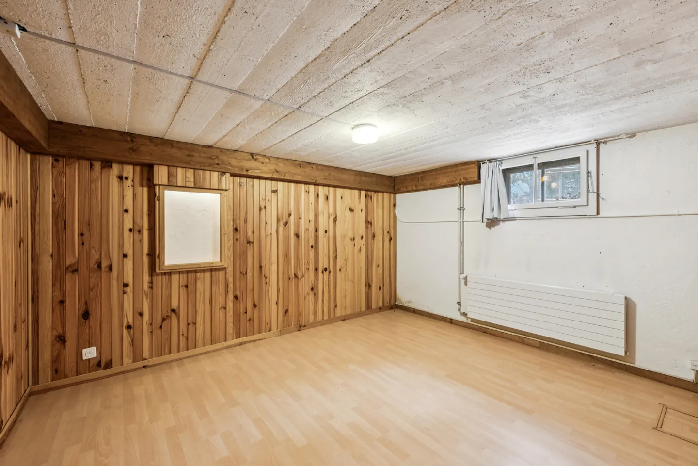 Detached house with 6.5 rooms, garden, terrace and great potential - Photo 13 of 13