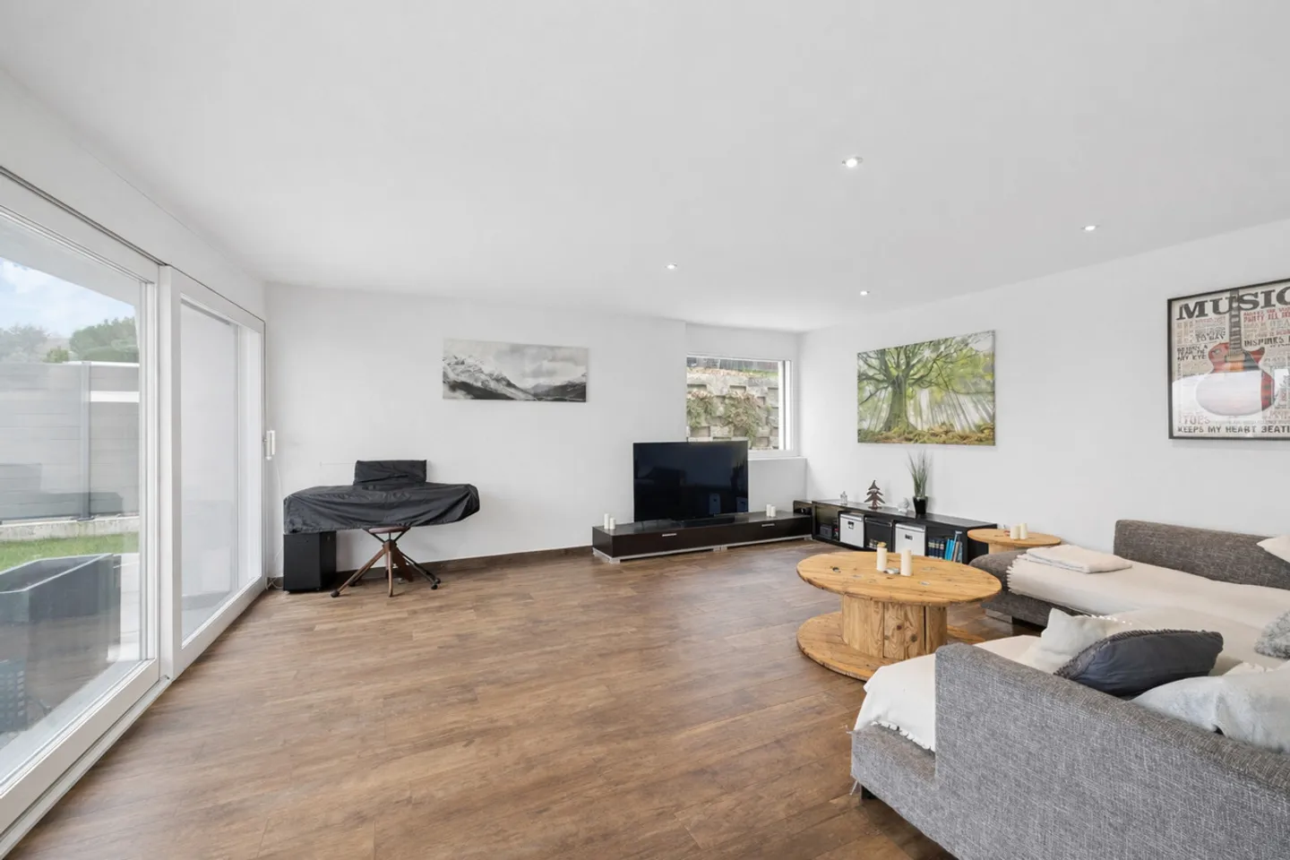 Herzstück: zeitgenössisches Haus mit Panoramablick - Foto 6 von 13