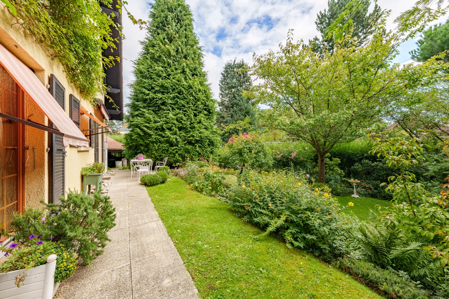 Charmante maison familiale dans un cadre de vie agréable et lumineux - Photo 5 of 13