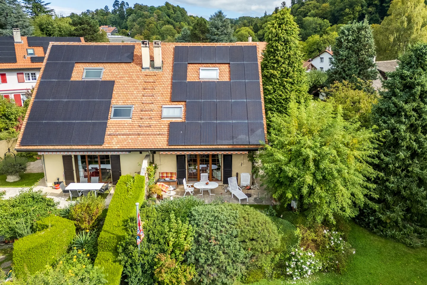 Charmante maison familiale dans un cadre de vie agréable et lumineux - Photo 4 of 13