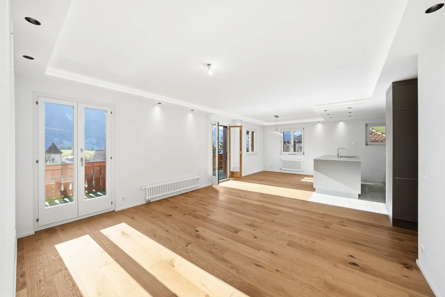 Duplex apartment with panoramic view 20 min from Gstaad - Photo 4 of 13