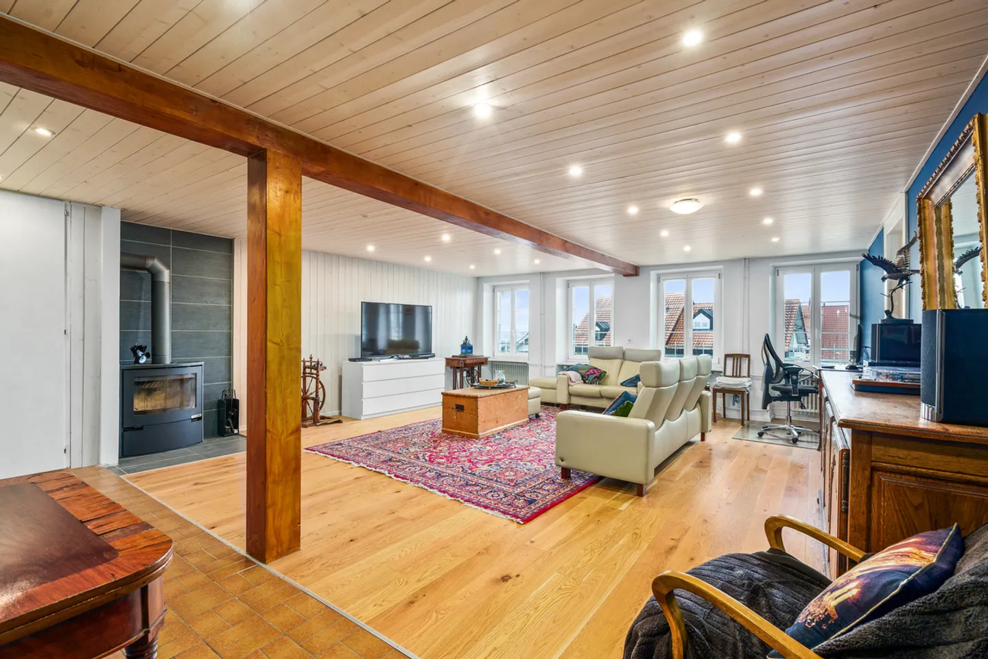 Maison Familiale Spacieuse à Vallamand - Photo 3 sur 13