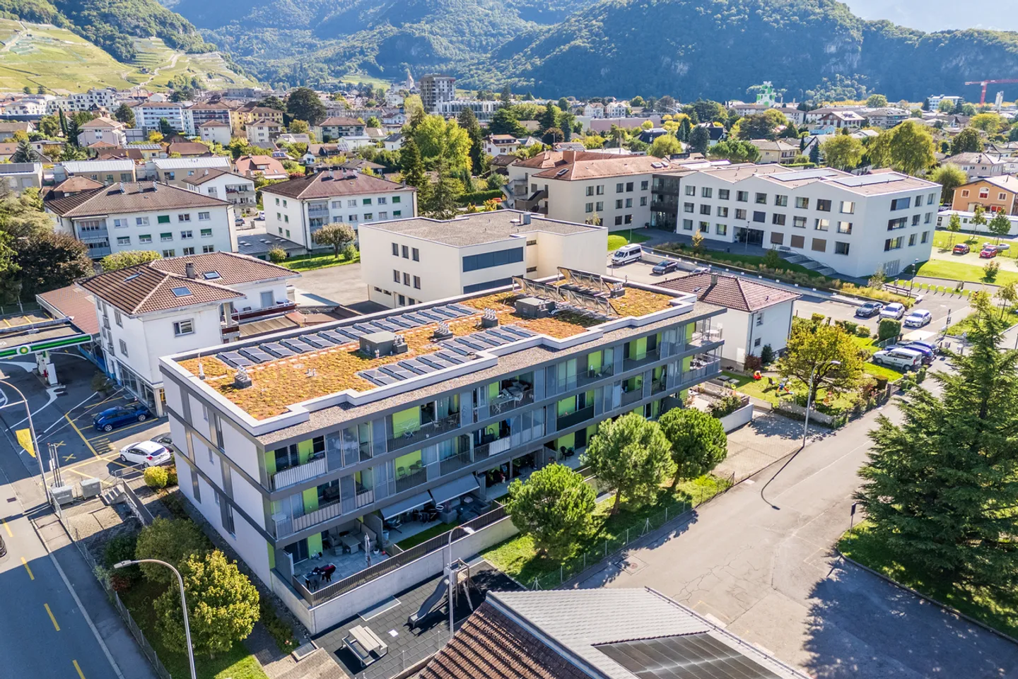 Charmant Appartement avec Jardin à Aigle - Photo 9 sur 13