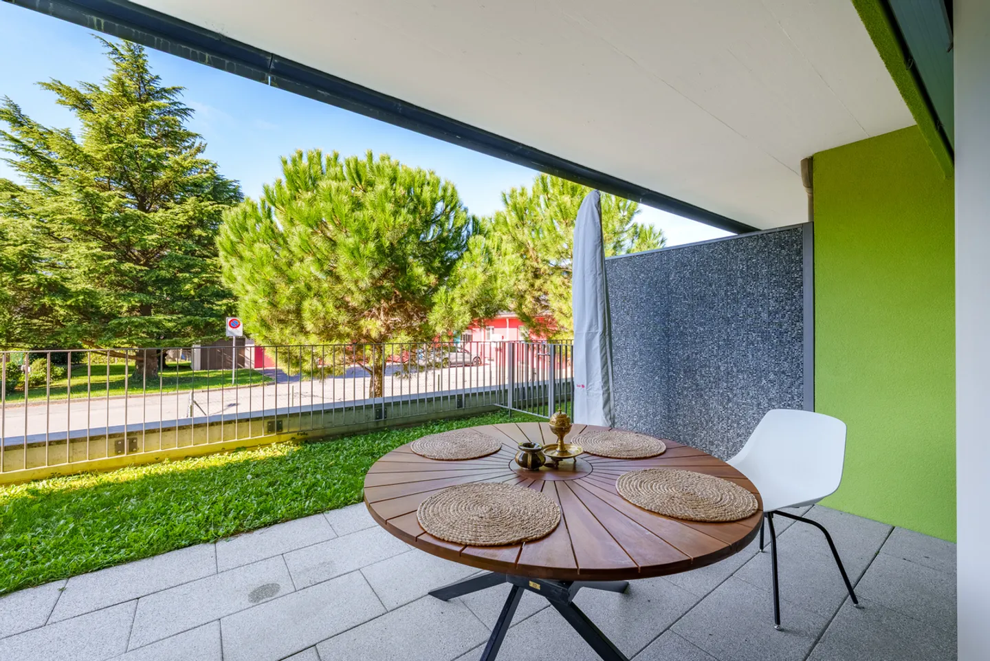 Charmant Appartement avec Jardin à Aigle - Photo 6 sur 13