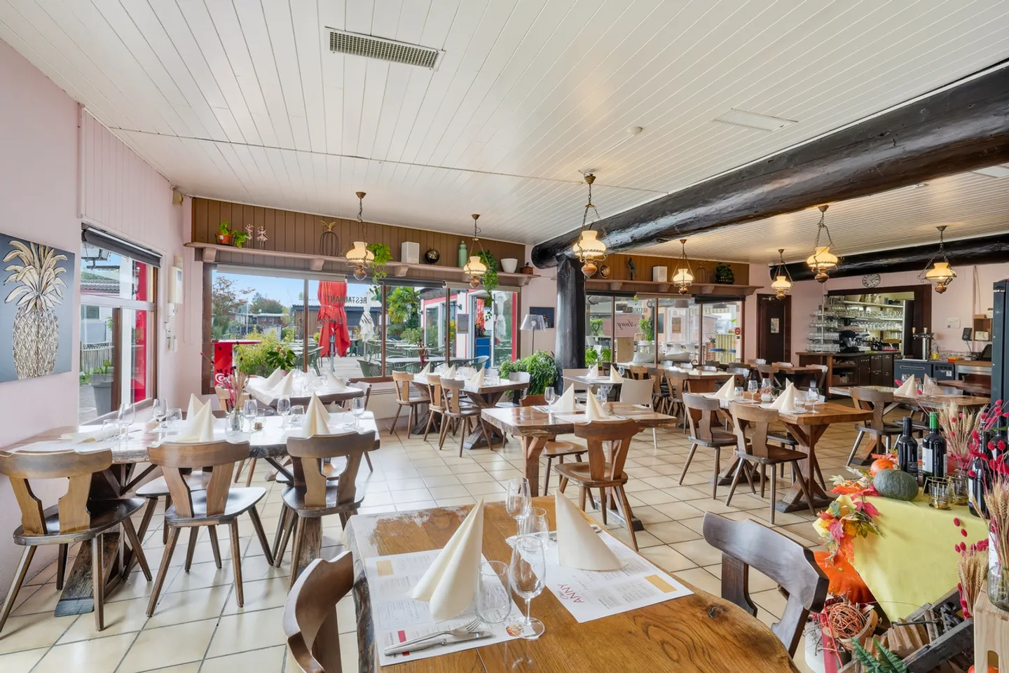 Ristorante in un contesto privilegiato sulle rive del lago di Neuchâtel - Foto 12 di 13