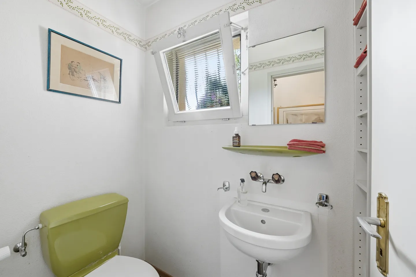 Appartamento di 4,5 locali con giardino, vista lago e montagne - Foto 7 di 13