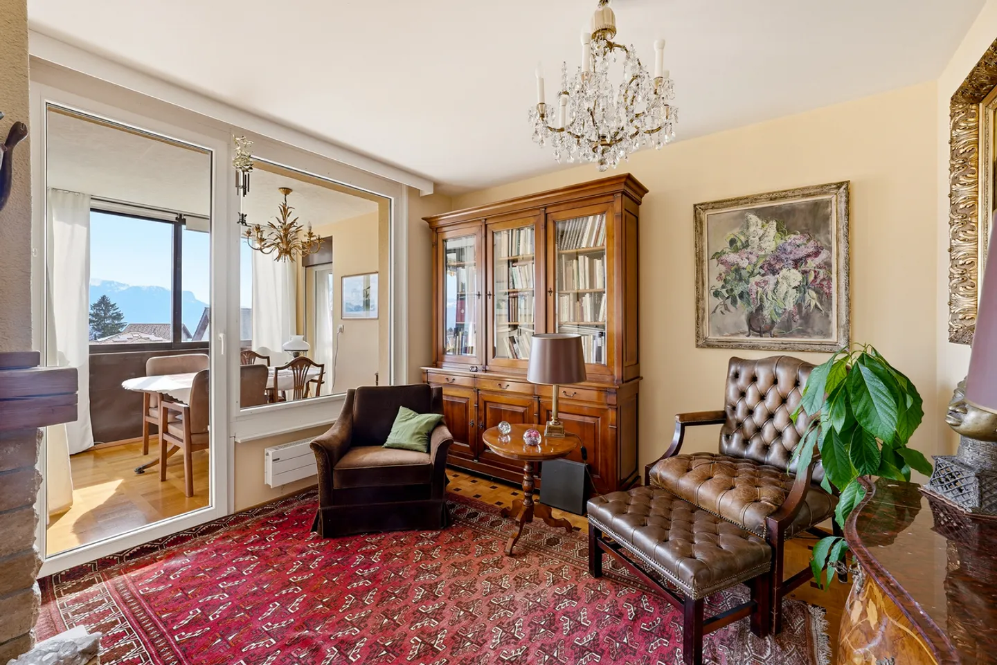 Appartamento di 4,5 locali con giardino, vista lago e montagne - Foto 4 di 13