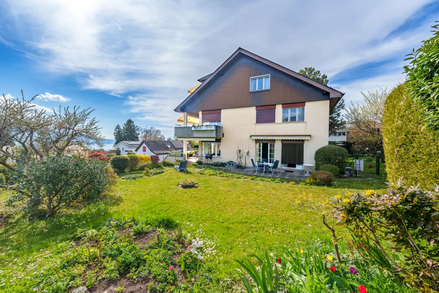 Appartamento di 4,5 locali con giardino, vista lago e montagne - Foto 13 di 13