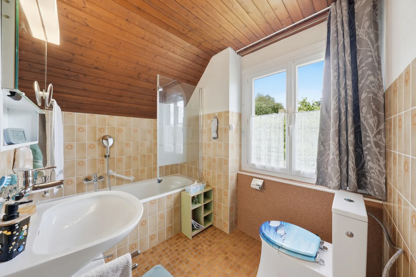 Superbe villa familiale de 5.5 pièces avec grand jardin et vue dégagée - Foto 10 di 13