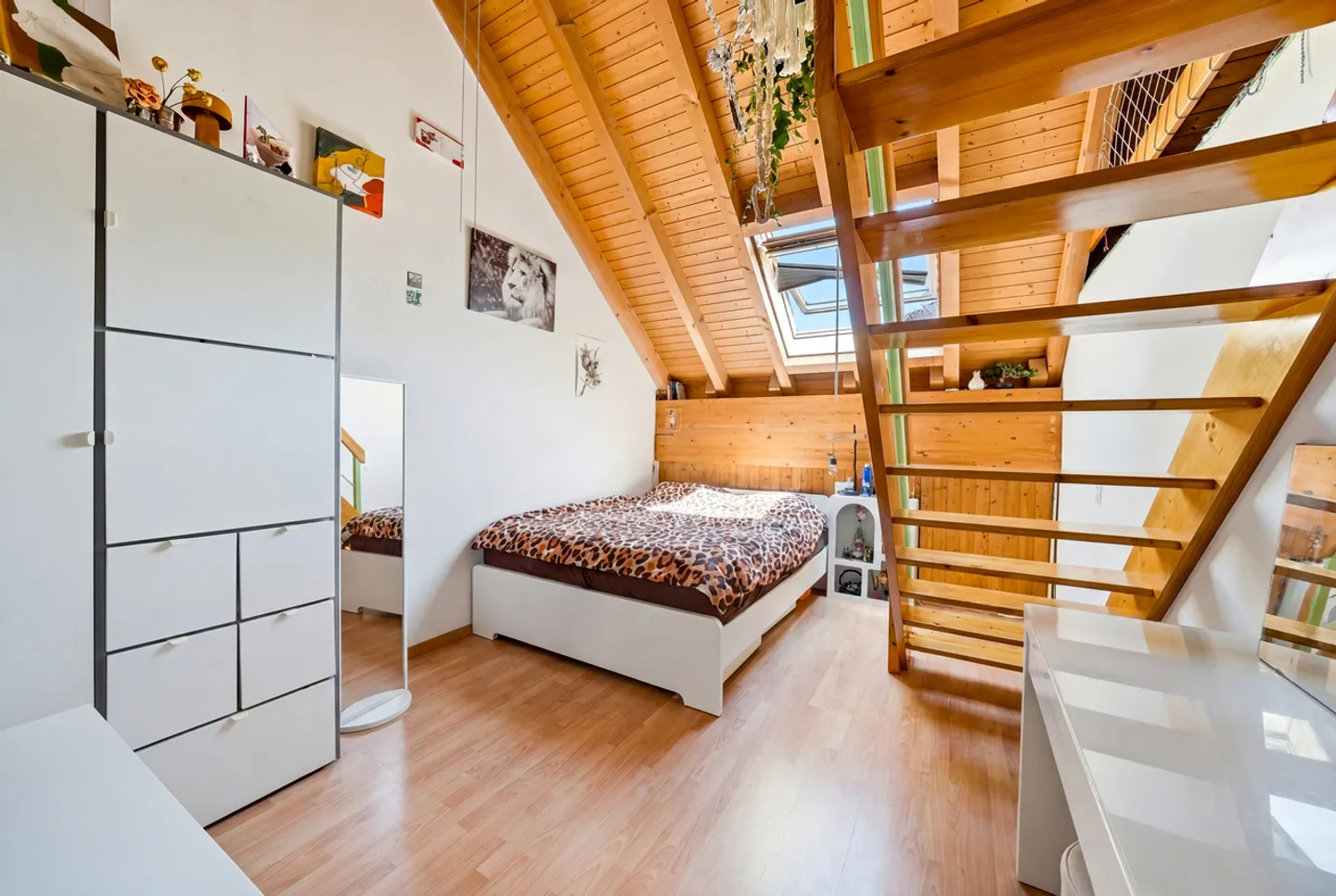 Charmant Appartement Duplex avec Jardin - Photo 12 sur 13
